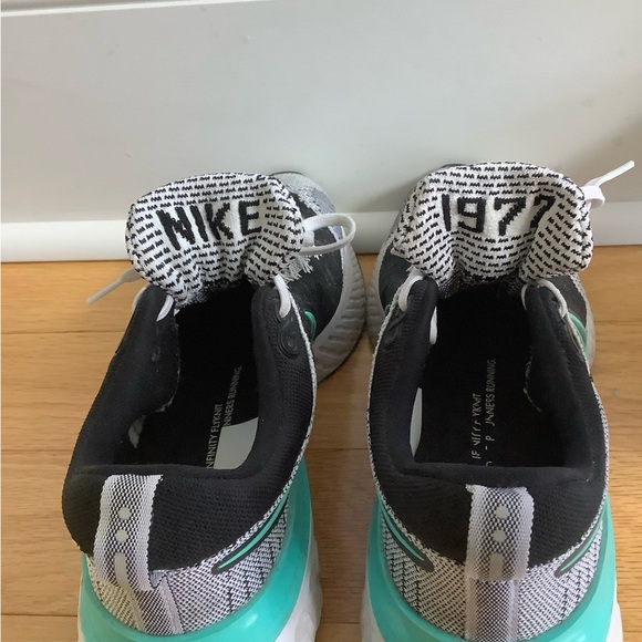 Nike flyknit infinity run sneakers - Picture 4 of 6